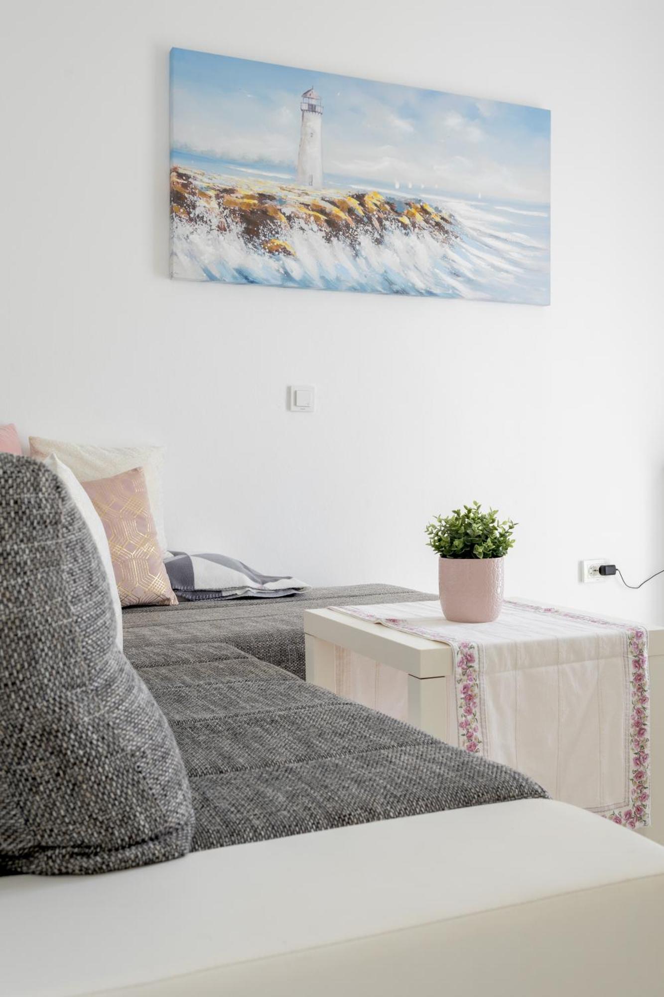 Apartments Mare Banjol エクステリア 写真