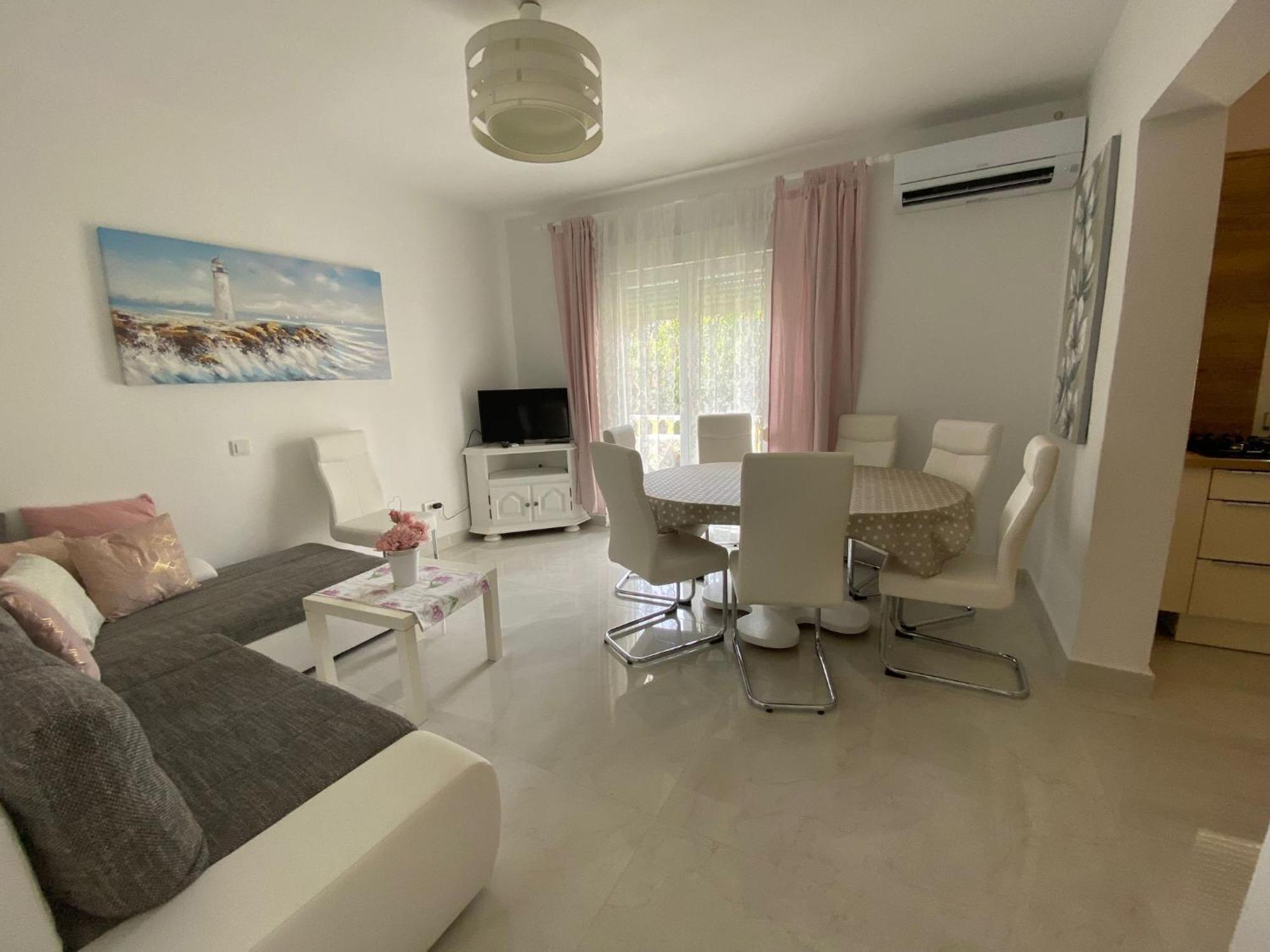Apartments Mare Banjol エクステリア 写真