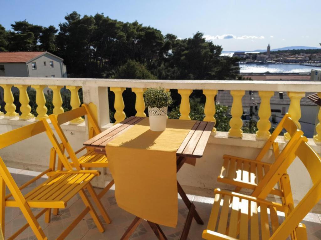 Apartments Mare Banjol 部屋 写真